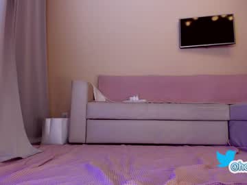 webcam girl hollyextra live cam image #3936945