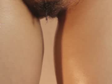 webcam girl hee_jeen live cam image #12741079