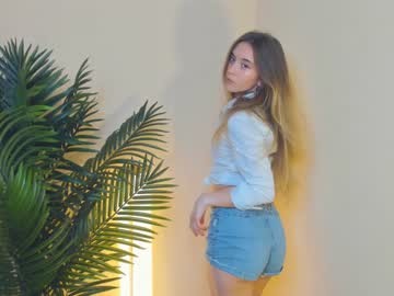 webcam girl katrin_tangerine live cam image #8980522