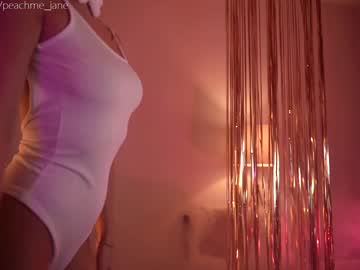webcam girl peach_me live cam image #1143421