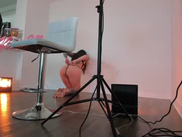 webcam girl oftenelle live cam image #825037