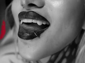webcam girl goth_dolll live cam image #9488319