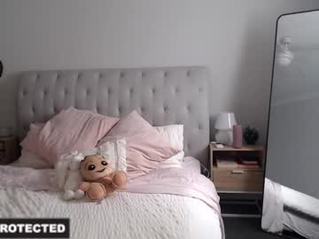 webcam girl parisbabyxox live cam image #10484959