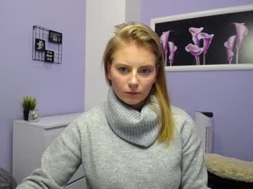 webcam girl julie_wayne live cam image #4555695