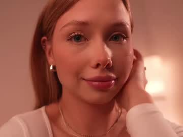 webcam girl april_blush live cam image #12296749