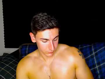 webcam man zach_rhyder live cam image #2447831