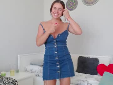 webcam girl emerald_kittycat live cam image #12929388
