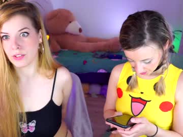 webcam girl juicyandthepussyblvd live cam image #2015134