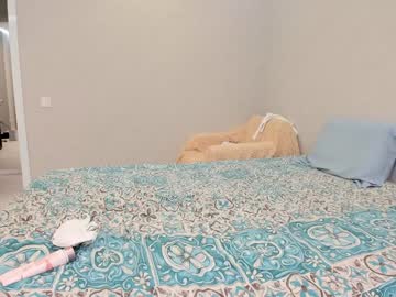 webcam girl yana_squrel_22 live cam image #6852658
