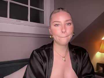 webcam girl novavangogh live cam image #10548736