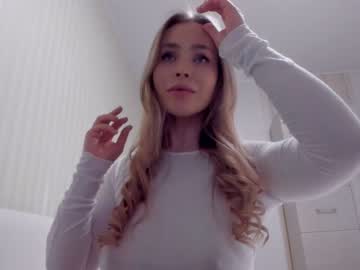 webcam girl aminaswan_ live cam image #1630336