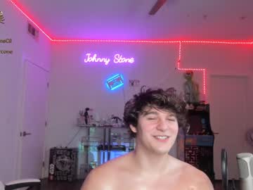 webcam man thejohnnystone live cam image #4770662