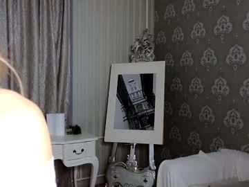 webcam girl chocolate_berries live cam image #10611818