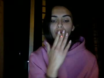 webcam girl camelia_meow live cam image #2303697