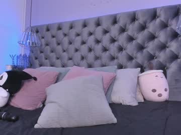 webcam girl naomii_soto live cam image #10474150