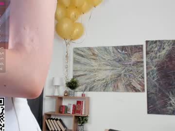 webcam girl a_whole_eternity live cam image #8339490