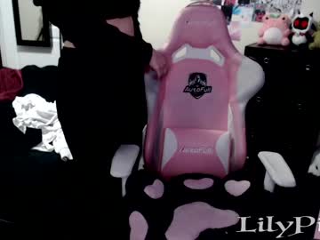 webcam girl lilypixel live cam image #6057986