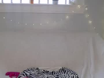 webcam girl petitegirluvsdick live cam image #6017825