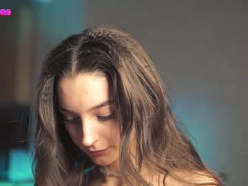 webcam girl angels_kiss live cam image #5210068