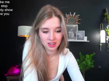 webcam girl milablush live cam image #4975216