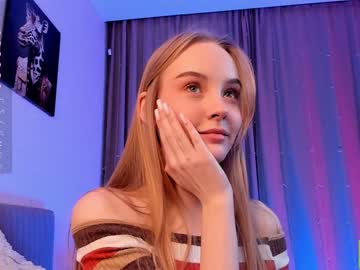webcam girl lissa_meooow live cam image #8487839