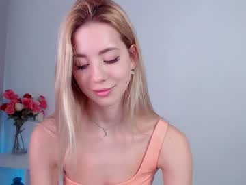 webcam girl emmi_rosee live cam image #1406081