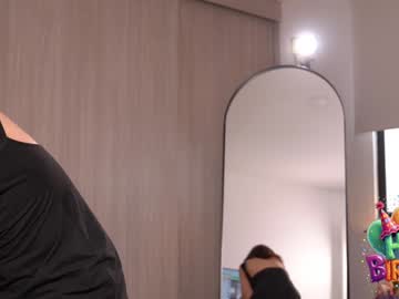 webcam girl laura_roldan live cam image #11774807