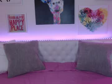 webcam girl holihurricane live cam image #12638316
