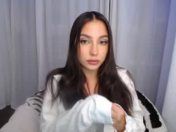 webcam girl eevie_moon live cam image #3693472