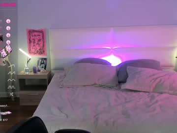 webcam couple shellyfire live cam image #4945914