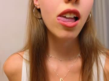 webcam girl wanda_robinson live cam image #11749556