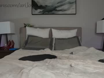 webcam couple ari_lovexo live cam image #6018956