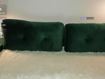 webcam girl intrigueeme live cam image #12446325