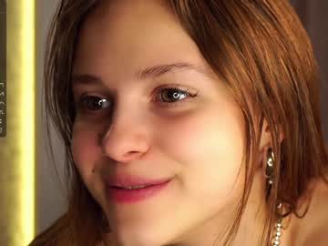 webcam girl a_whole_eternity live cam image #9340081