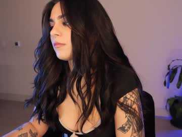 webcam girl doubedeesarai live cam image #12725978