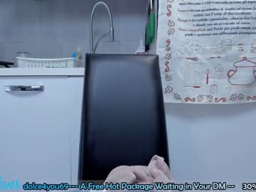 webcam girl dolce4you69 live cam image #7109276