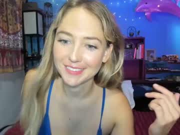 webcam girl bizzybianca live cam image #25079