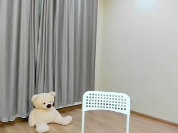 webcam girl yana_squrel_22 live cam image #3779993