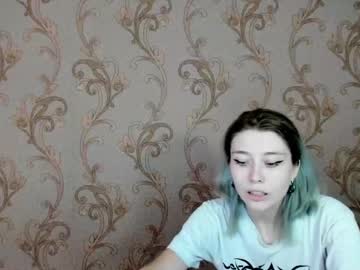 webcam girl yuinika_ live cam image #10092443