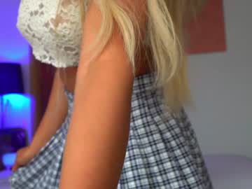 webcam girl beyllove_d live cam image #1321237