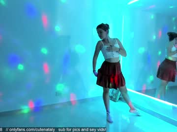 webcam girl cutenataly live cam image #2053308