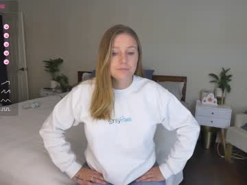webcam girl reign_rellic_ live cam image #7039730