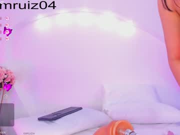 webcam girl emilylittle live cam image #9770061