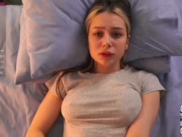webcam girl cinacramby live cam image #5833471