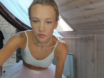 webcam girl xoanetta live cam image #3395992