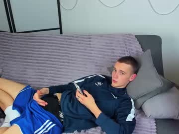 webcam man mason_diaz live cam image #8846764