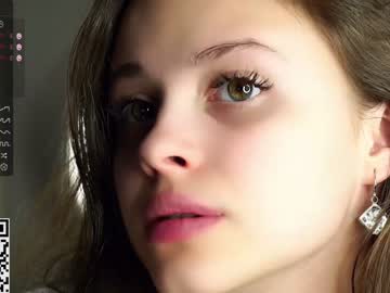 webcam girl a_whole_eternity live cam image #9086917
