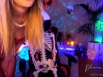 webcam girl phoenix_taylor live cam image #350152