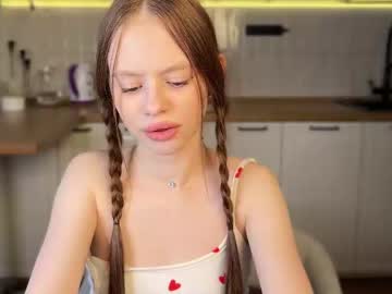 webcam girl tweety_doing_sweety live cam image #11151676