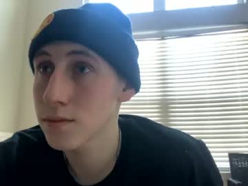 webcam man holdthesausagehostage live cam image #5226678